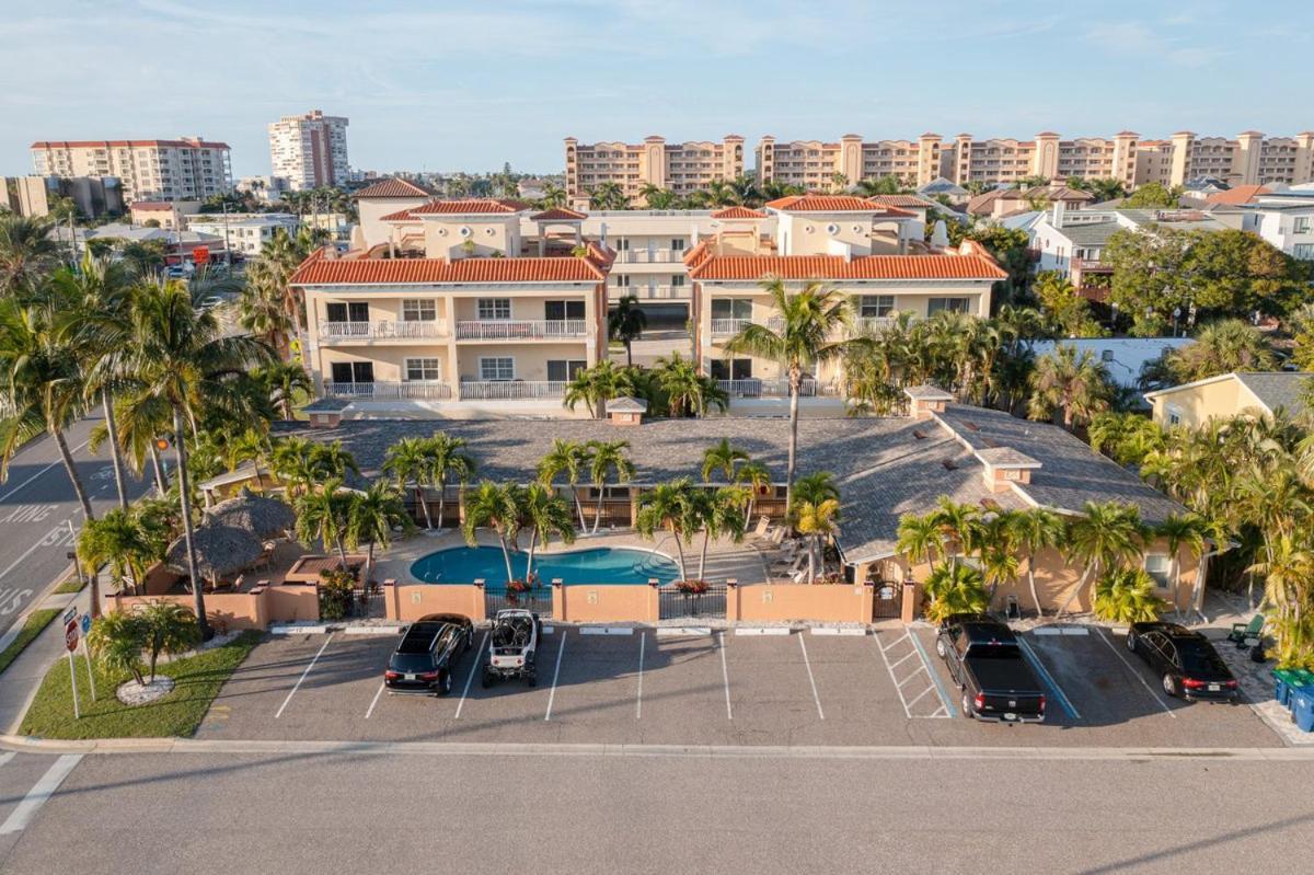 סיינט פיט ביץ' Walkable To Restaurants And Steps To The Beach! - Coconut Villa'S Suite 10 מראה חיצוני תמונה