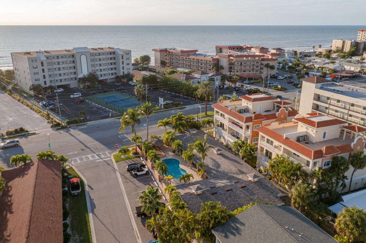 סיינט פיט ביץ' Walkable To Restaurants And Steps To The Beach! - Coconut Villa'S Suite 10 מראה חיצוני תמונה